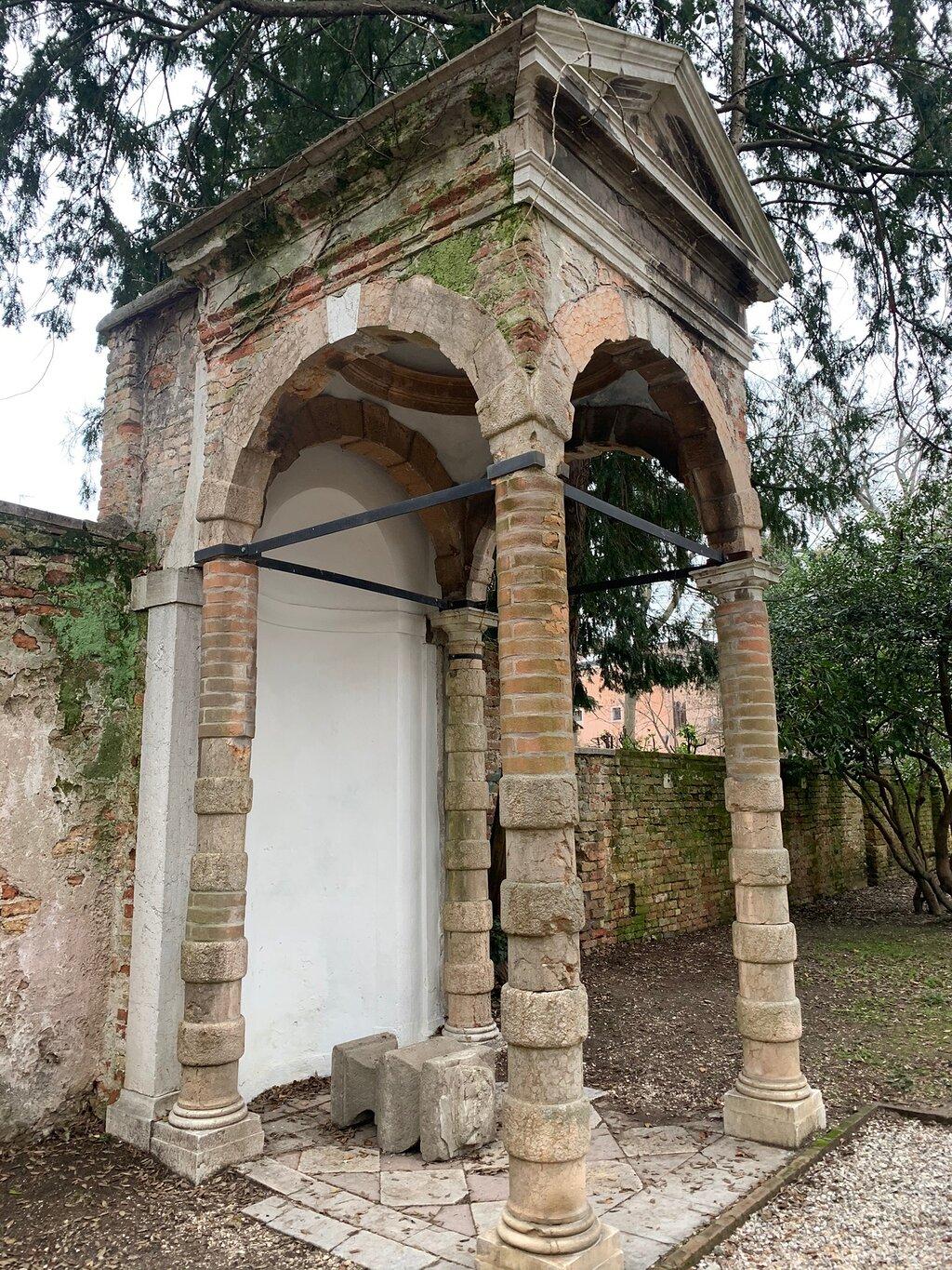 https://travelwithme.b-cdn.net/images/place/5b9faf.jpg