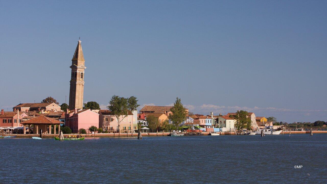 https://travelwithme.b-cdn.net/images/place/677b56.jpg