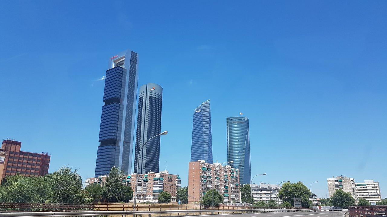 Cuatro Torres Business Area