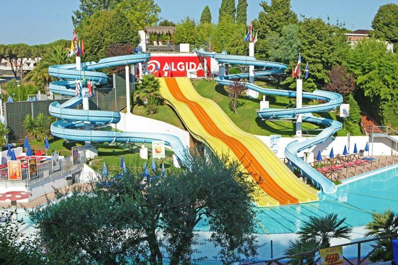 Hydromania Water Park